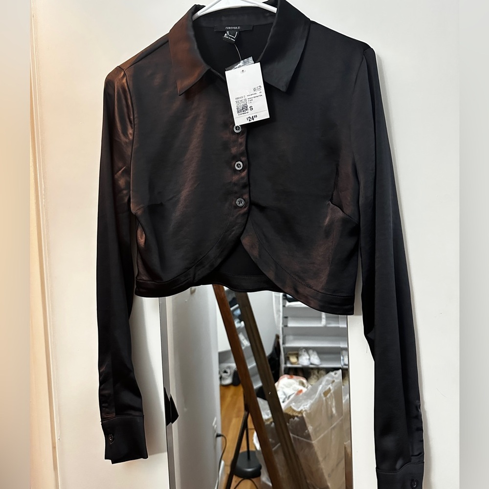 Forever 21 Black Button Down Cropped Shirt